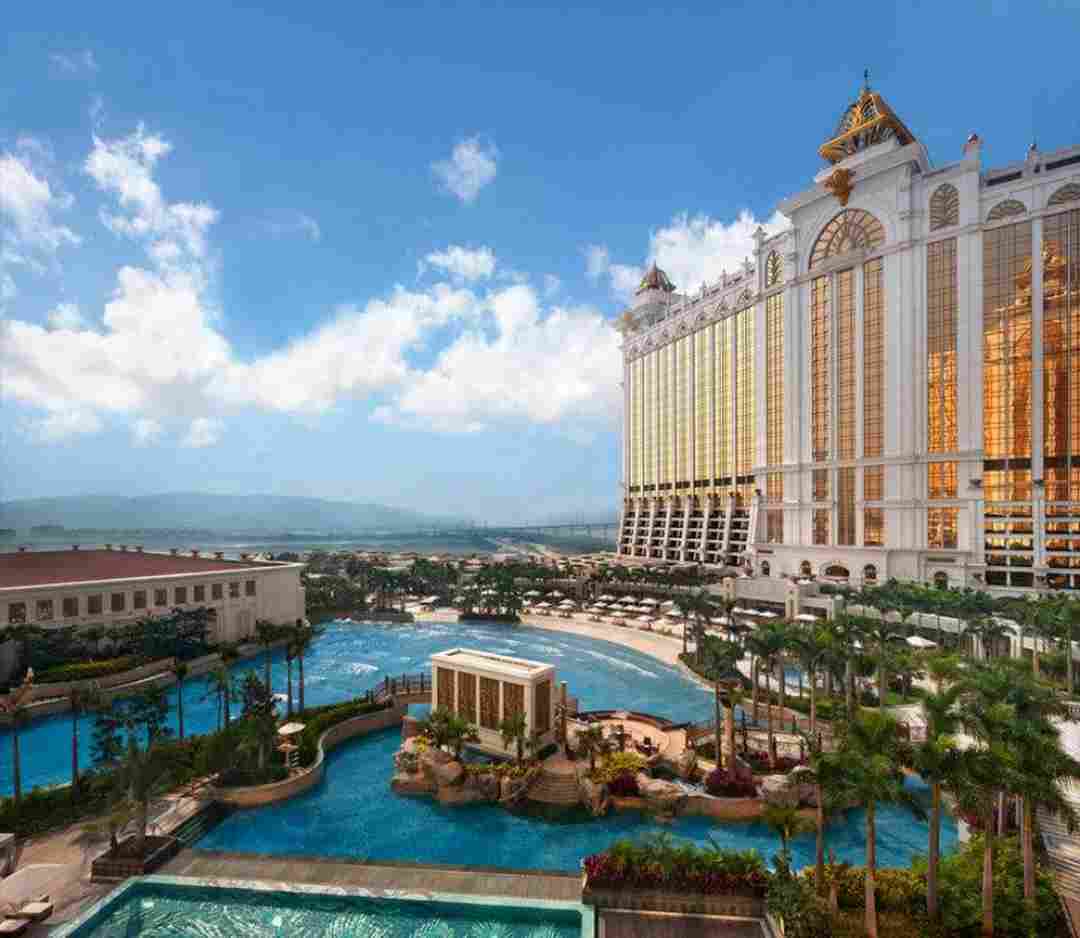 Golden Galaxy Hotel & Casino – Nơi đặt chân cho các đại gia