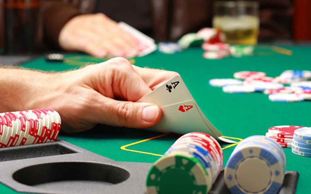 Poker phù hợp với những ai muốn chinh phục đỉnh cao của cá cược